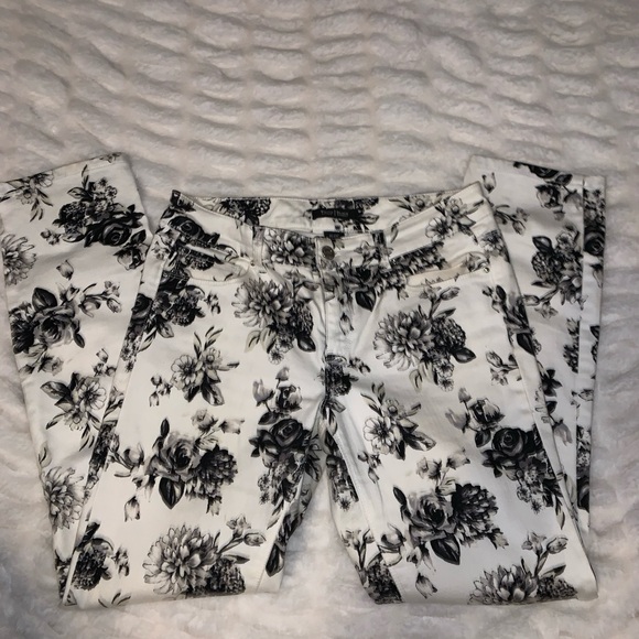 White House Black Market Monochrome Floral Pants - Picture 2 of 4